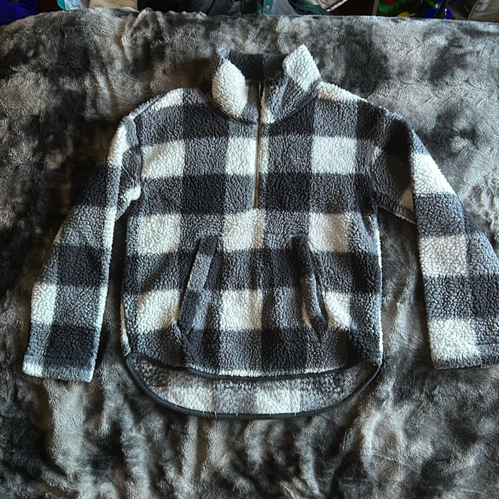 Old Navy XS teddy jacket plaid